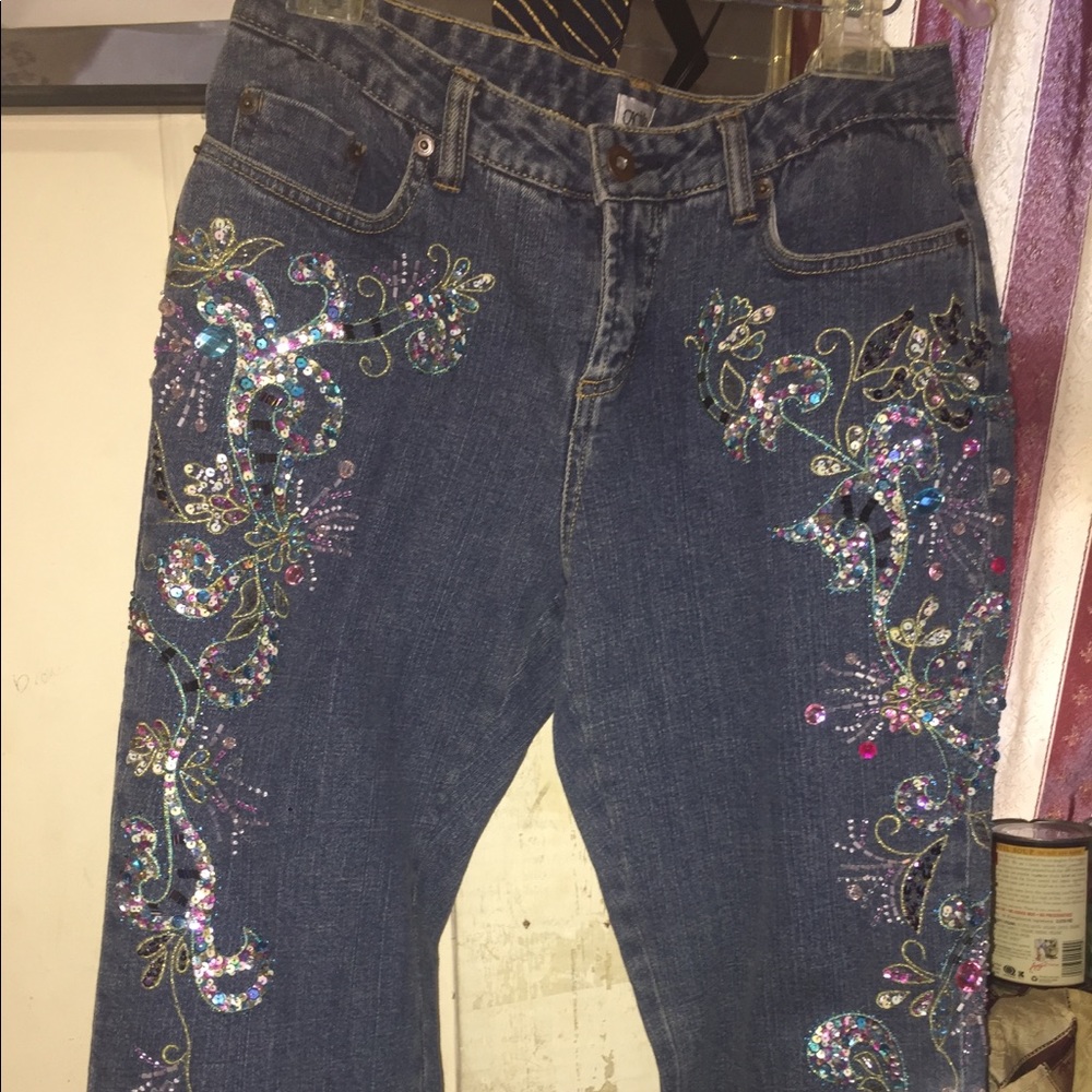 Caché Embroidery Jeans